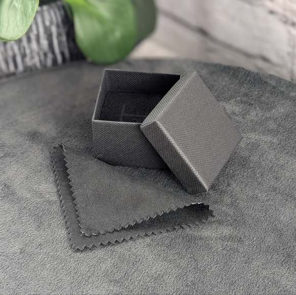 Jade and silver color cross shaped pendant, free chain, unisex women men - Picture 7 of 8